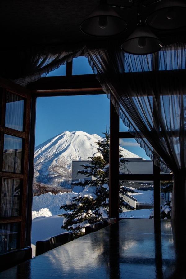 Pension Berg Niseko Zewnętrze zdjęcie