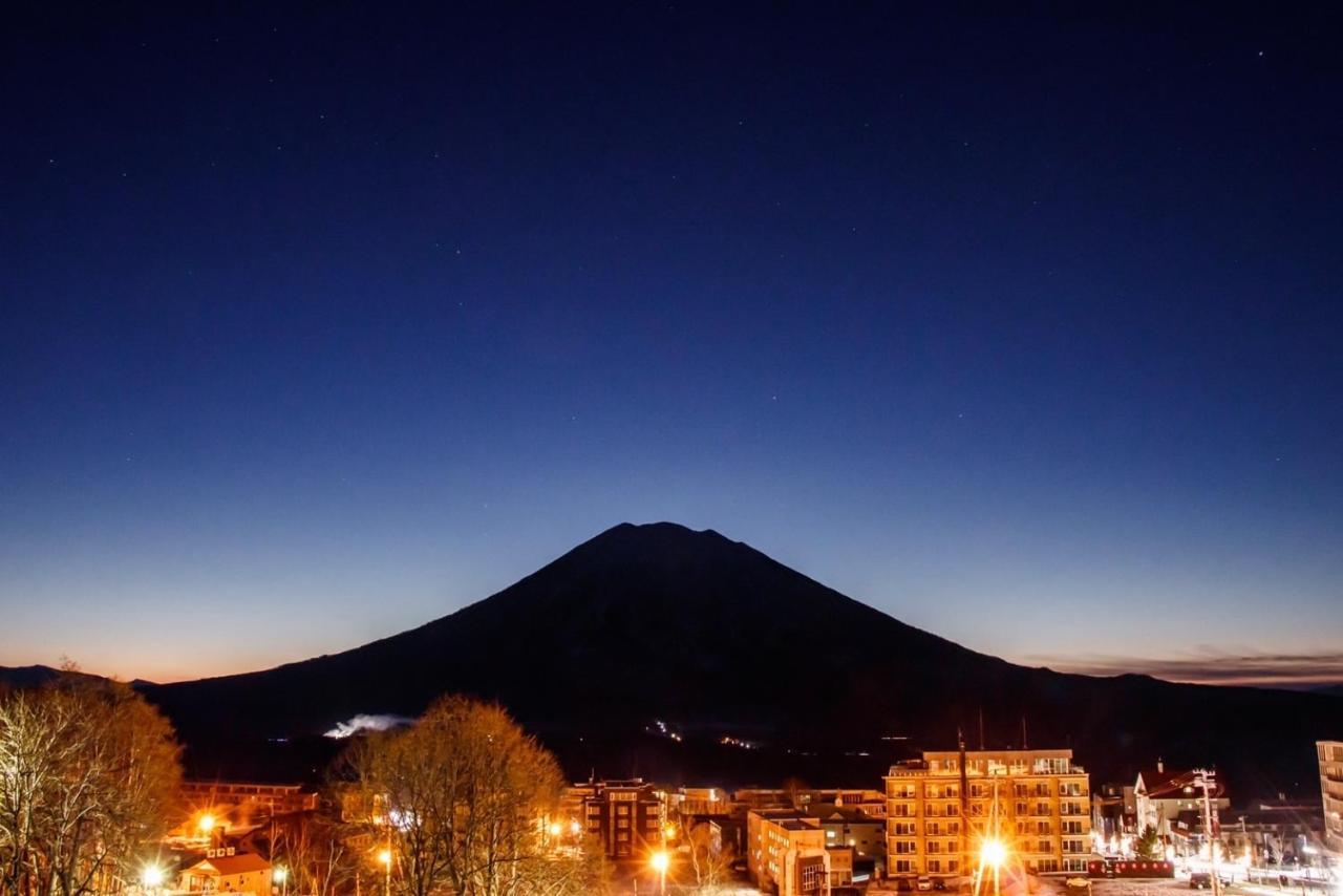 Pension Berg Niseko Zewnętrze zdjęcie