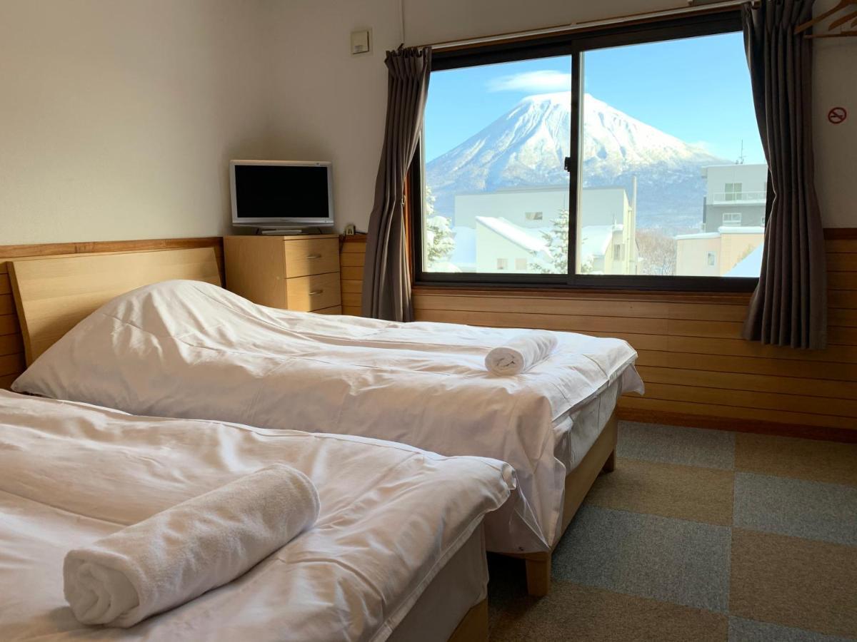 Pension Berg Niseko Zewnętrze zdjęcie