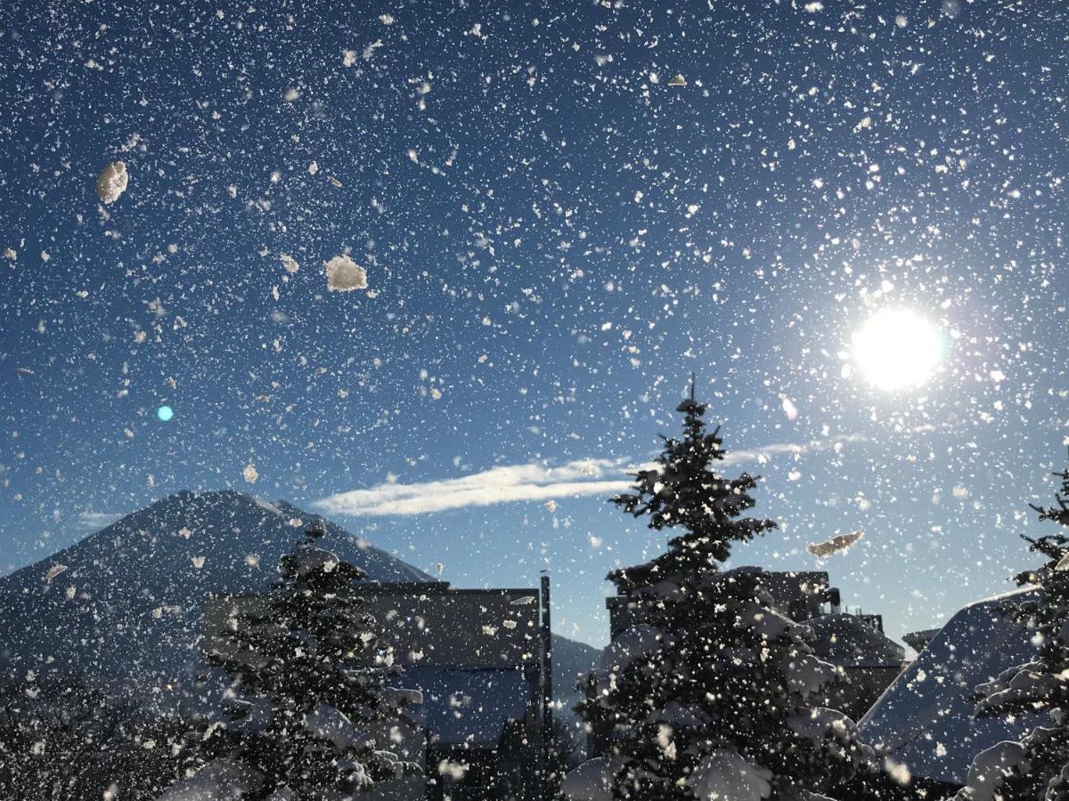 Pension Berg Niseko Zewnętrze zdjęcie